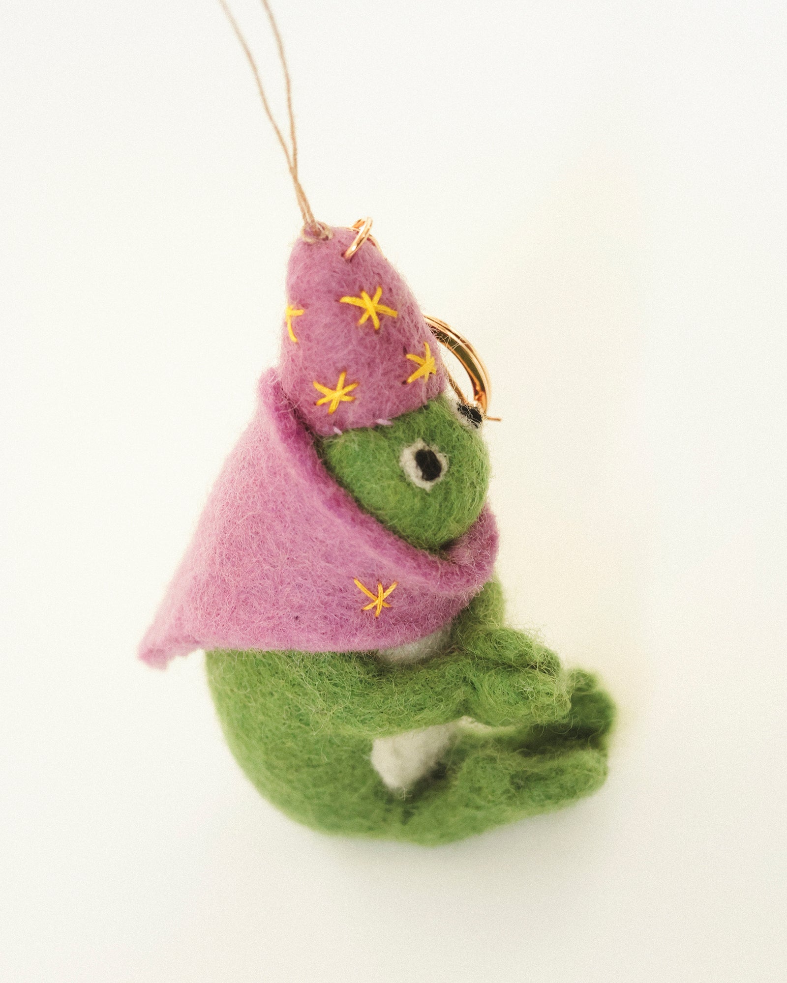 (Little Wizard Edition) Enchanted Bayou Frog Keyring, Starlit
