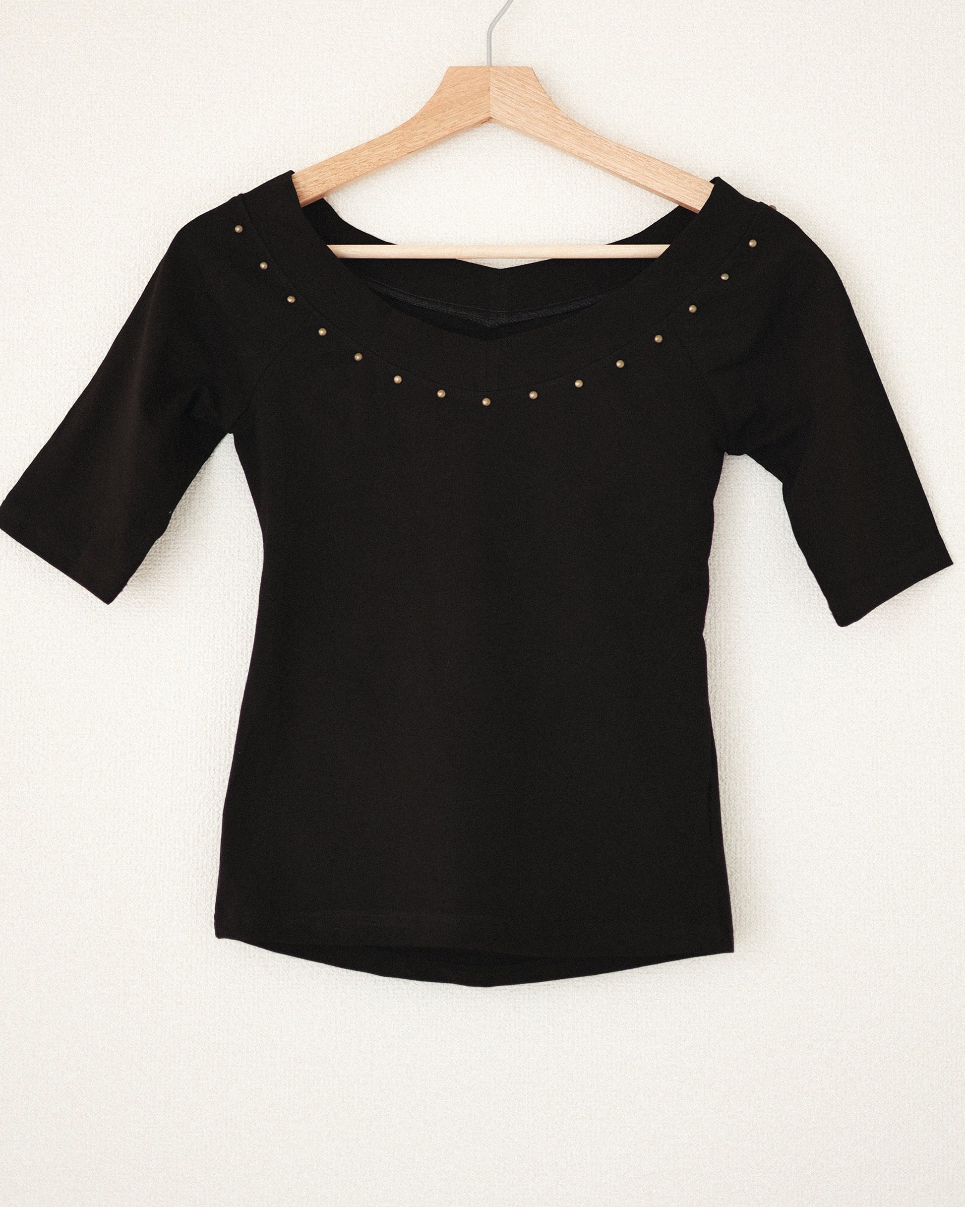 Studded Cut-Out Jersey Top, Noir
