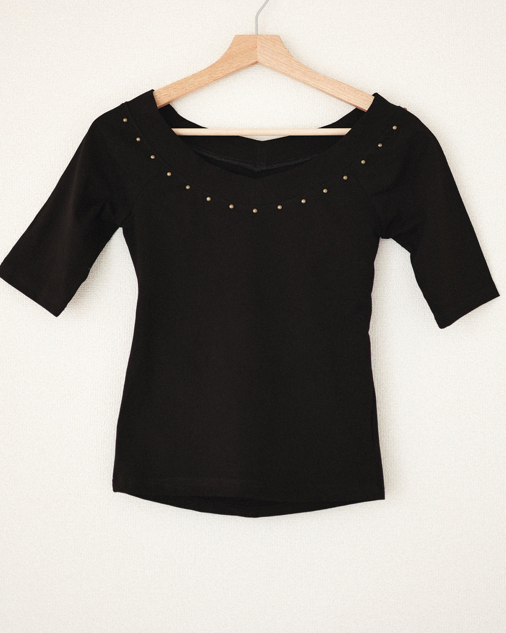 Studded Cut-Out Jersey Top, Noir