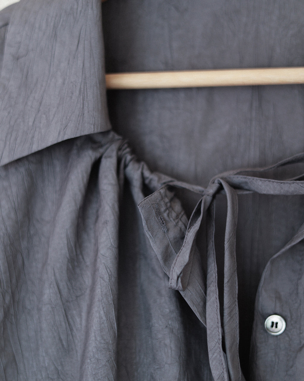 Textured Loose String Pierrot Blouse, Thunder