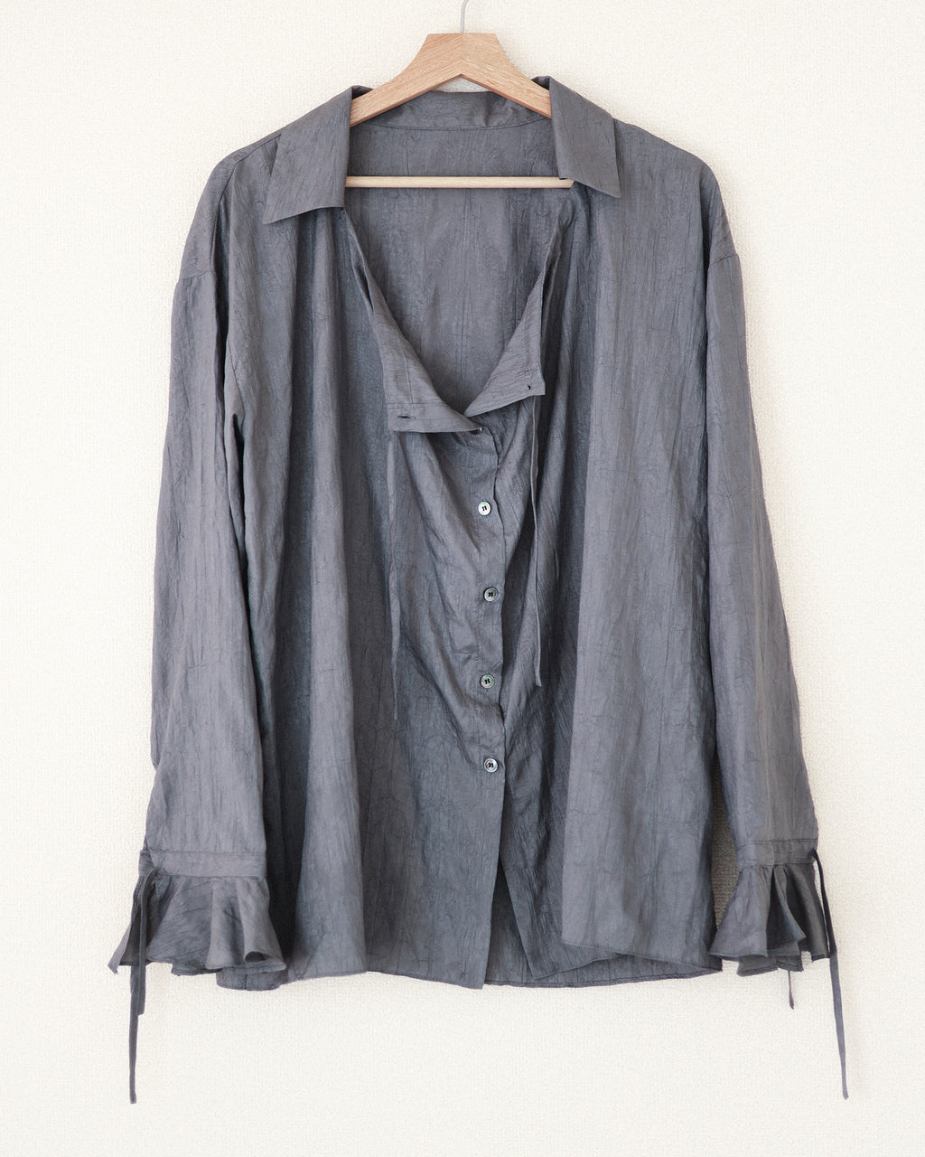 Textured Loose String Pierrot Blouse, Thunder