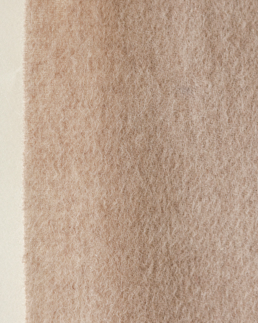 ローズ ピュアライトウールスカーフ、2色