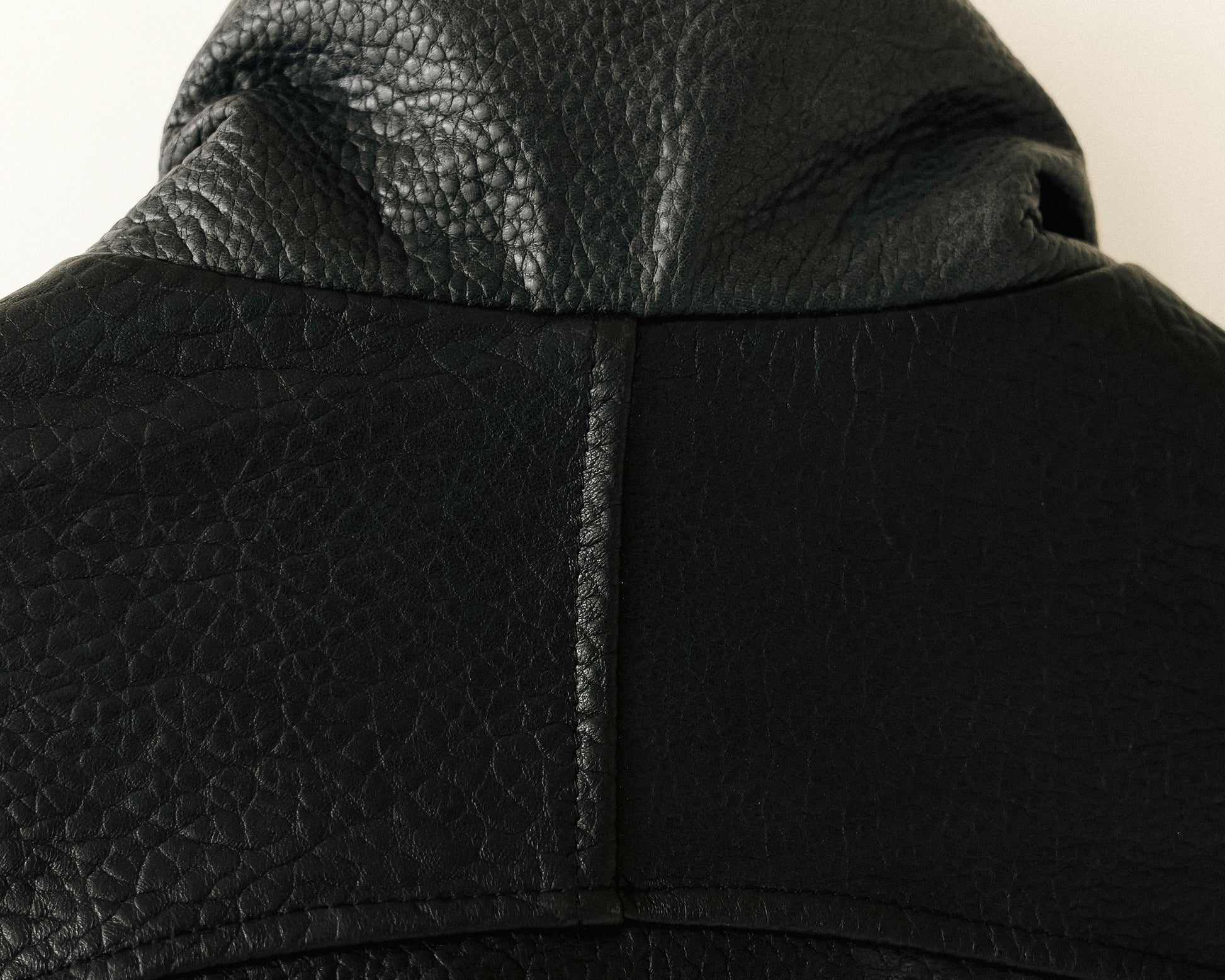 Italian Shrunken Forma Leather Jacket, Nero Pelle
