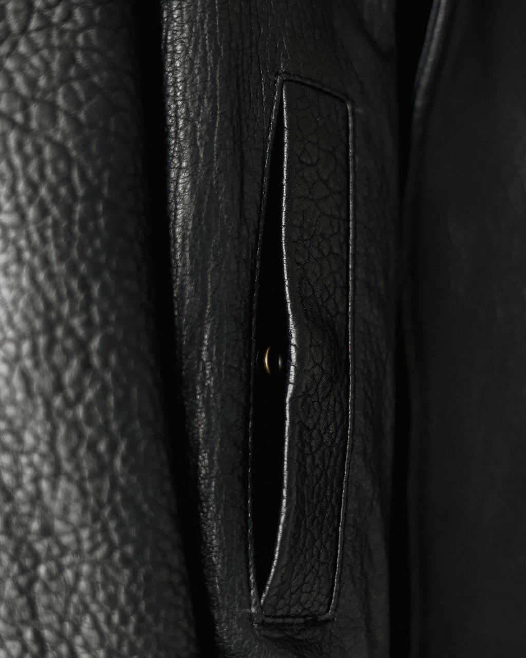 Italian Shrunken Forma Leather Jacket, Nero Pelle