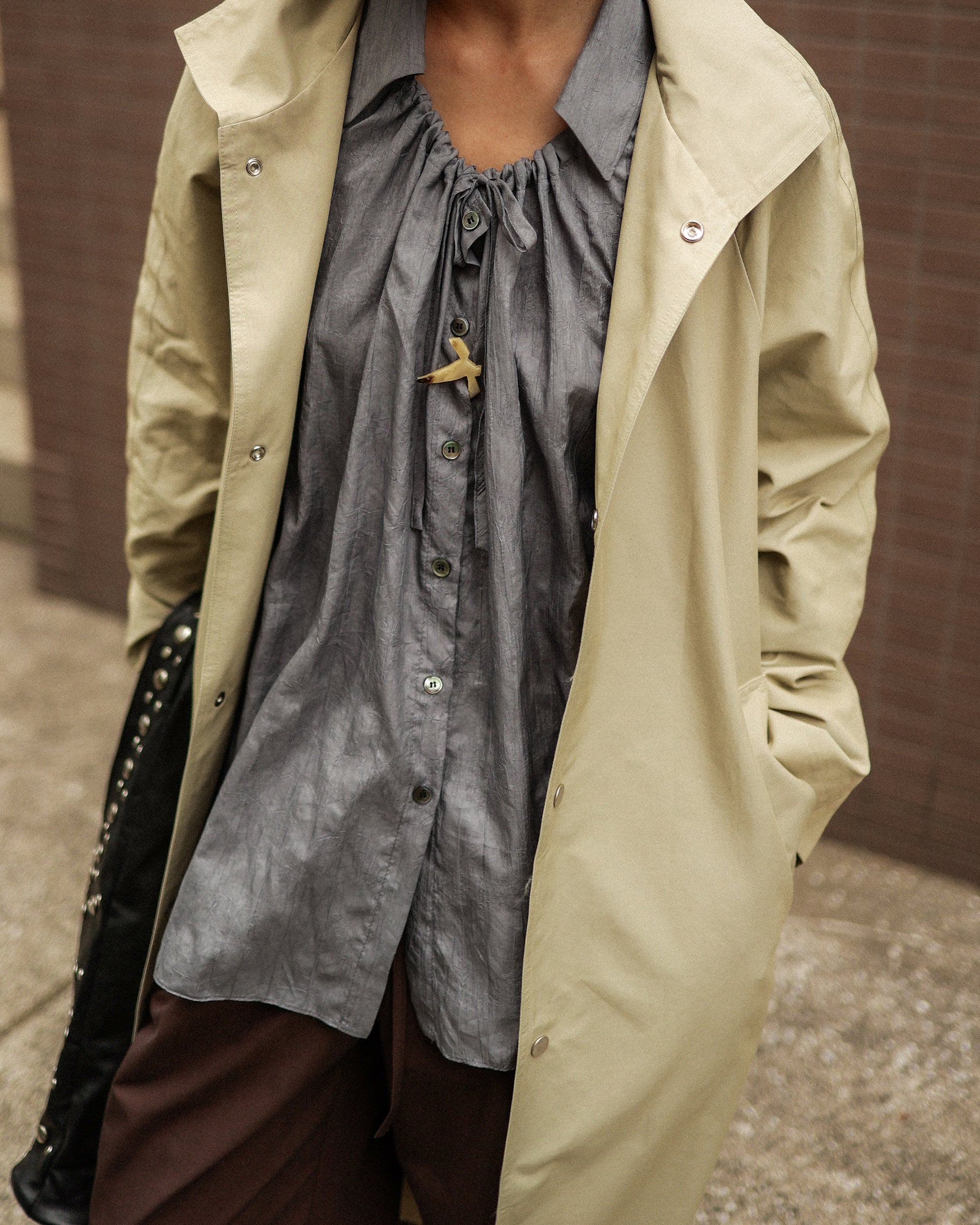 Textured Loose String Pierrot Blouse, Thunder