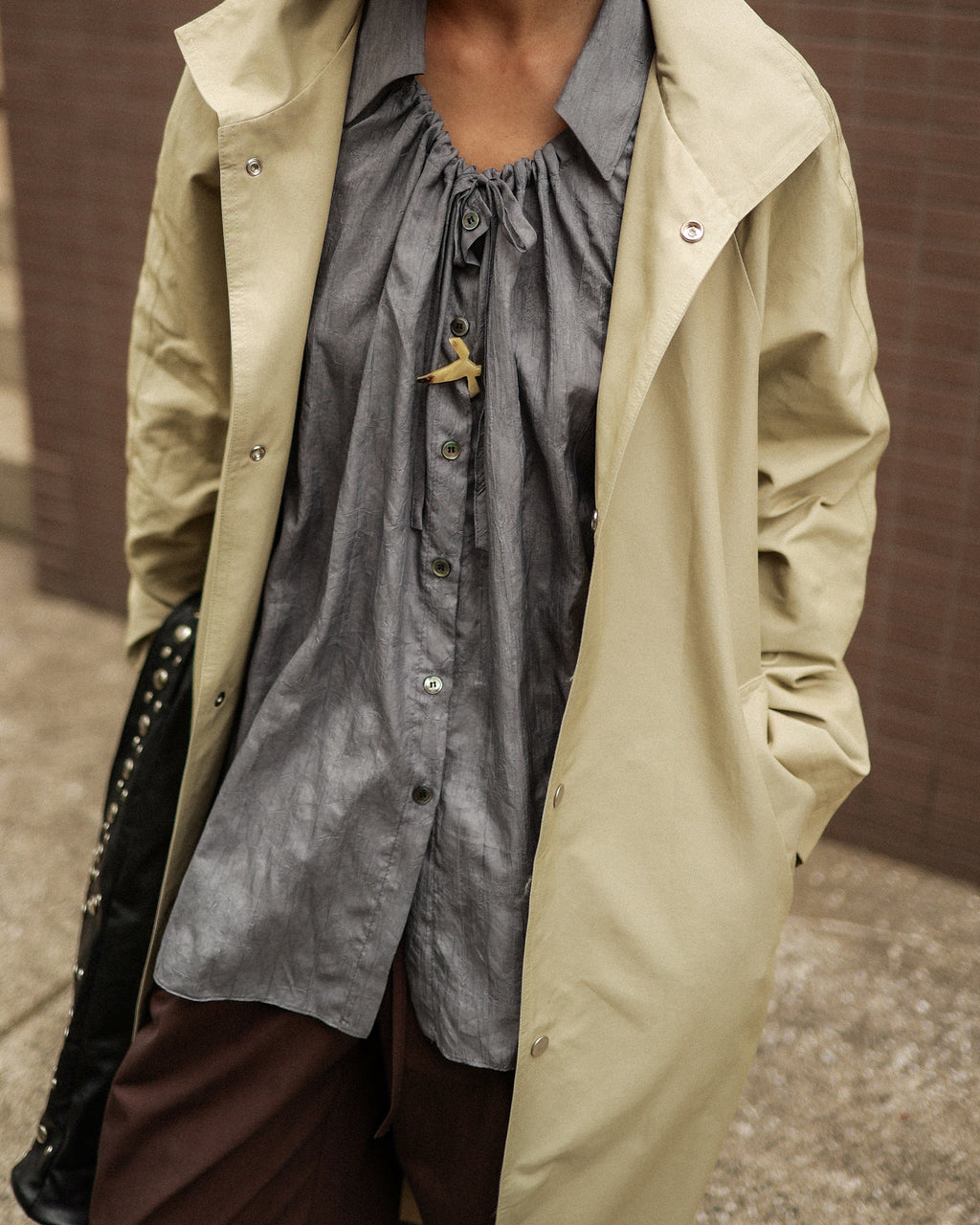 Textured Loose String Pierrot Blouse, Thunder