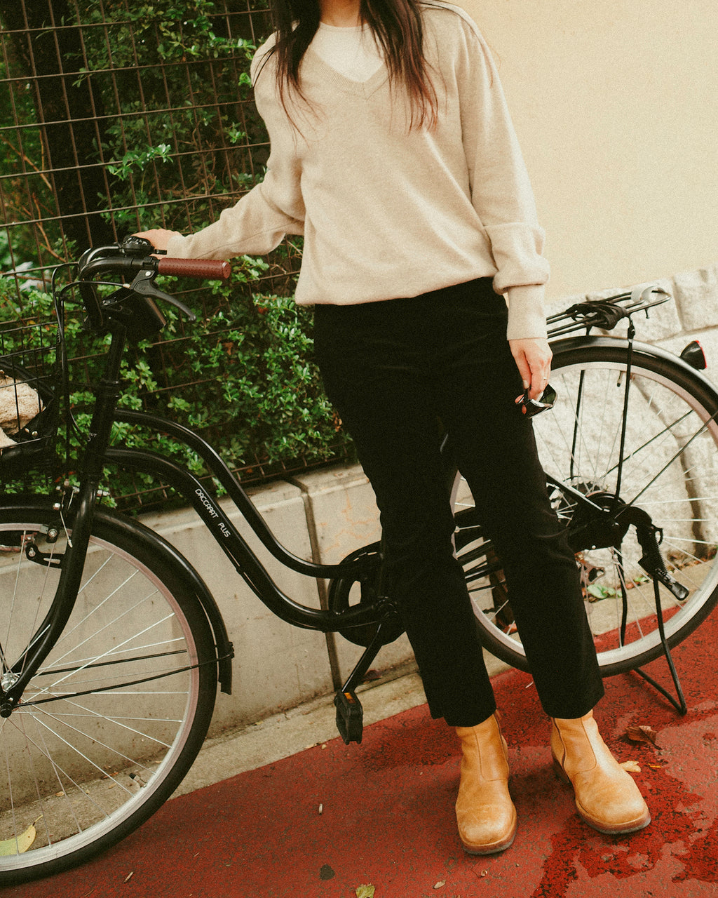 Cashmere Blend V-Neck Jumper, Marigold Beige