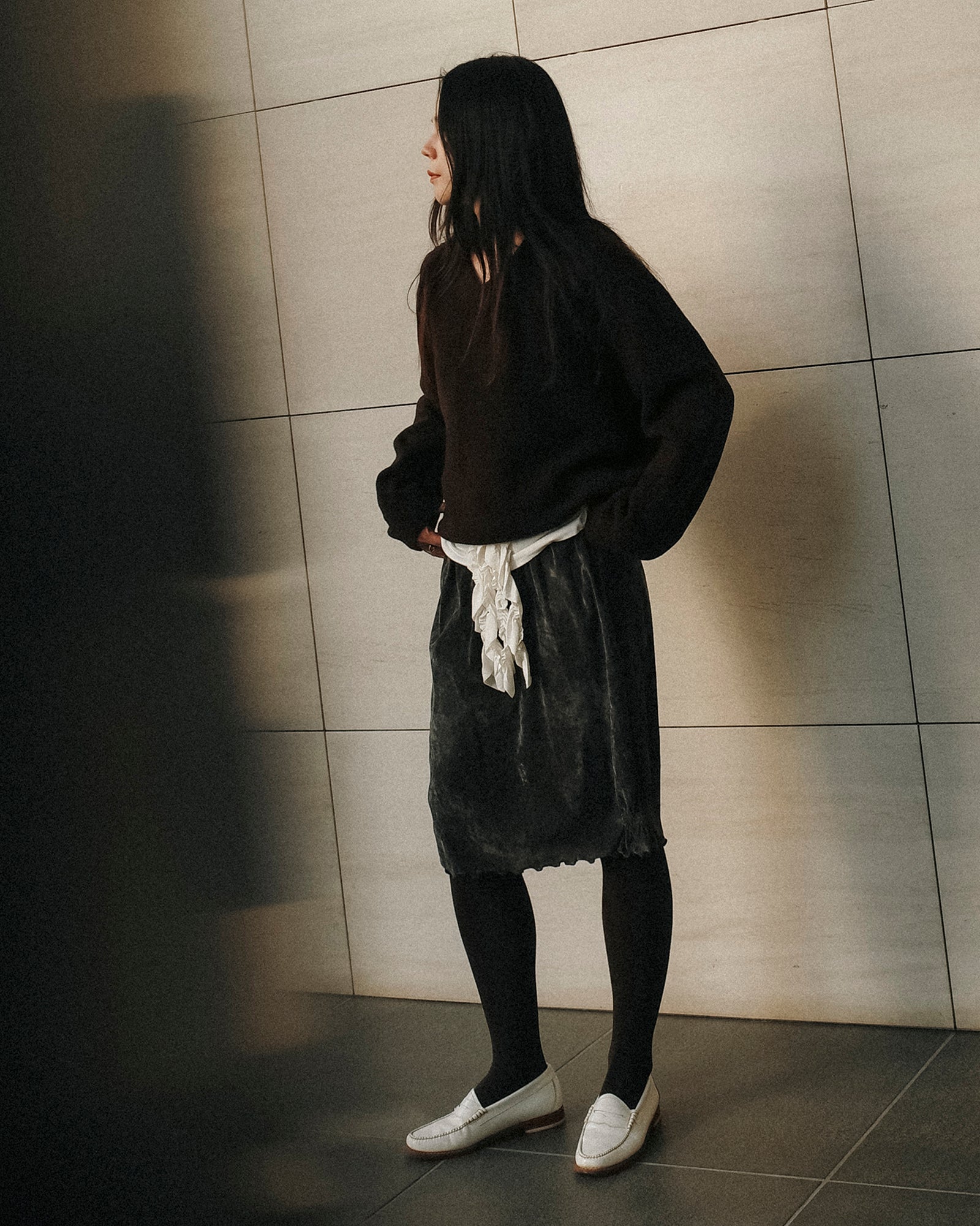 Loretta Essential Geelong Wool V-Neck Jumper, Dark Chocolate