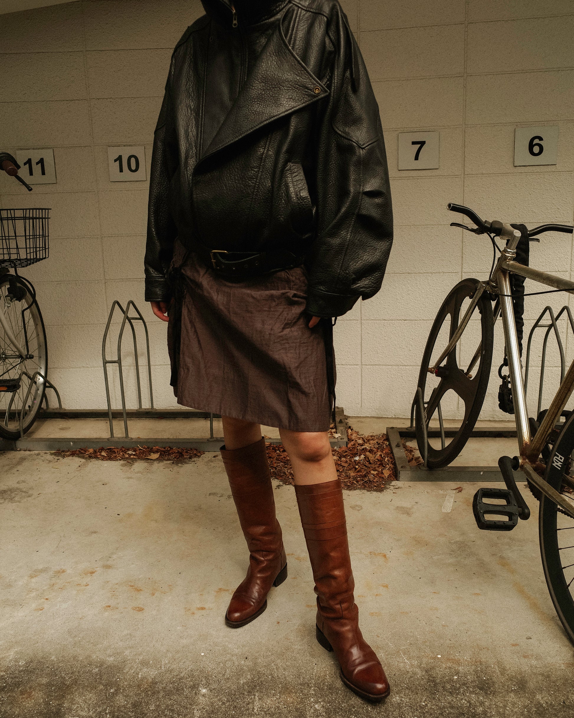 Italian Shrunken Forma Leather Jacket, Nero Pelle