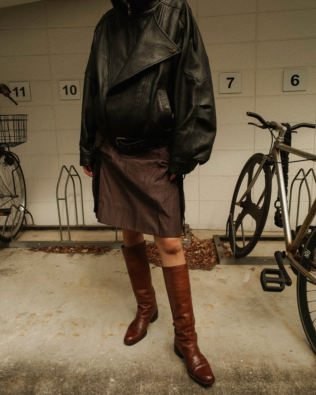 Italian Shrunken Forma Leather Jacket, Nero Pelle