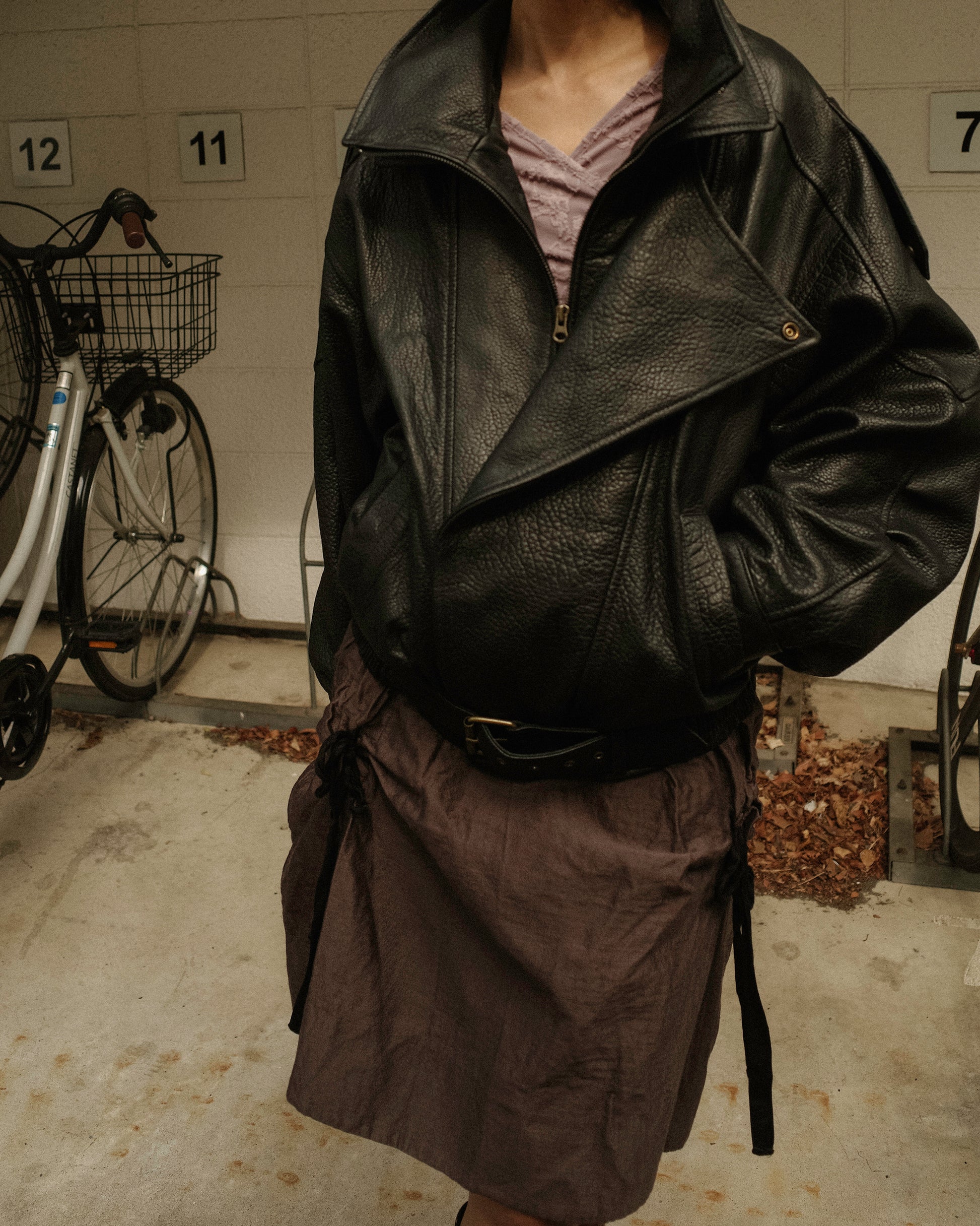 Italian Shrunken Forma Leather Jacket, Nero Pelle
