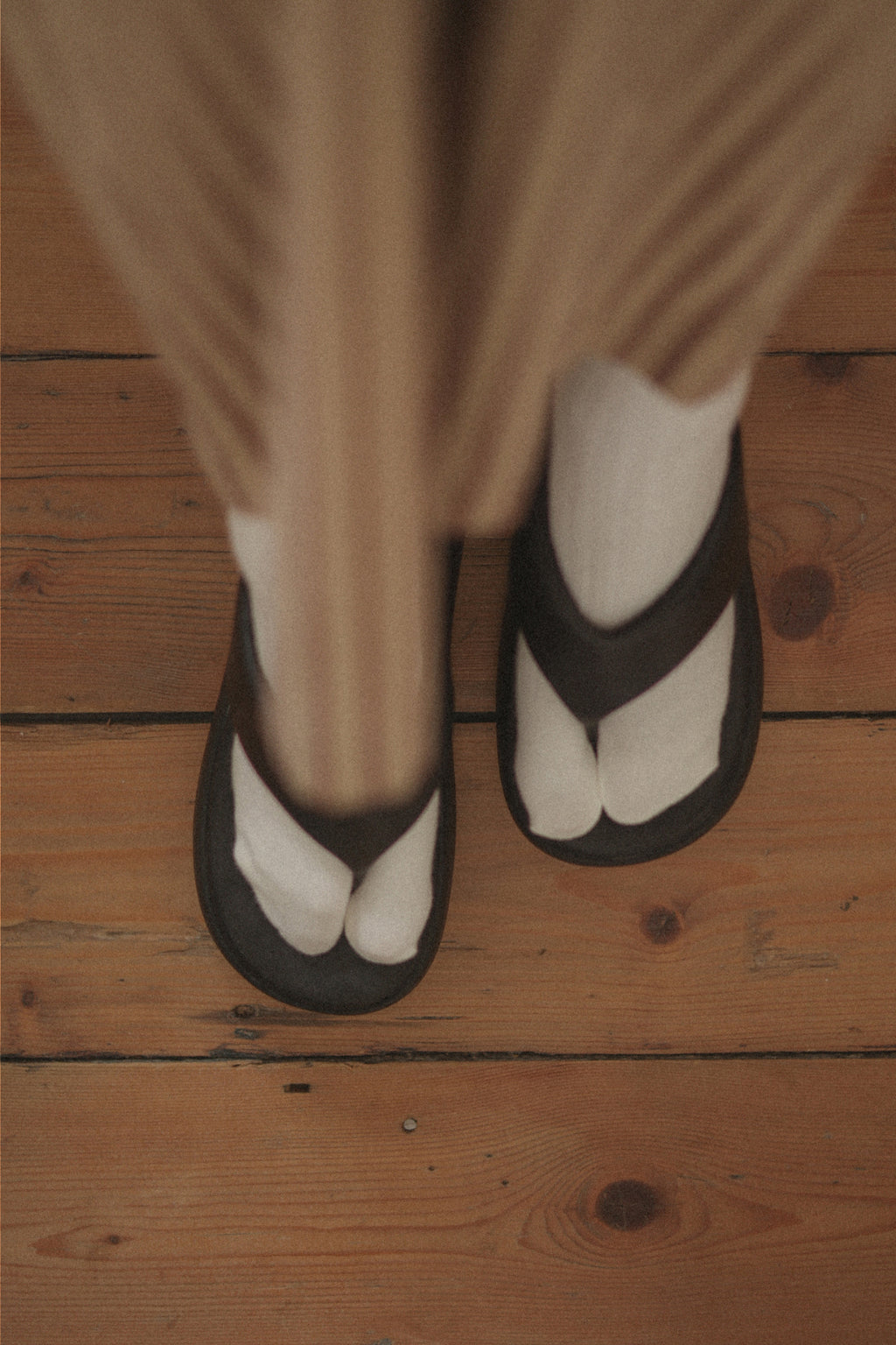 Classic Tabi Socks, Ecru