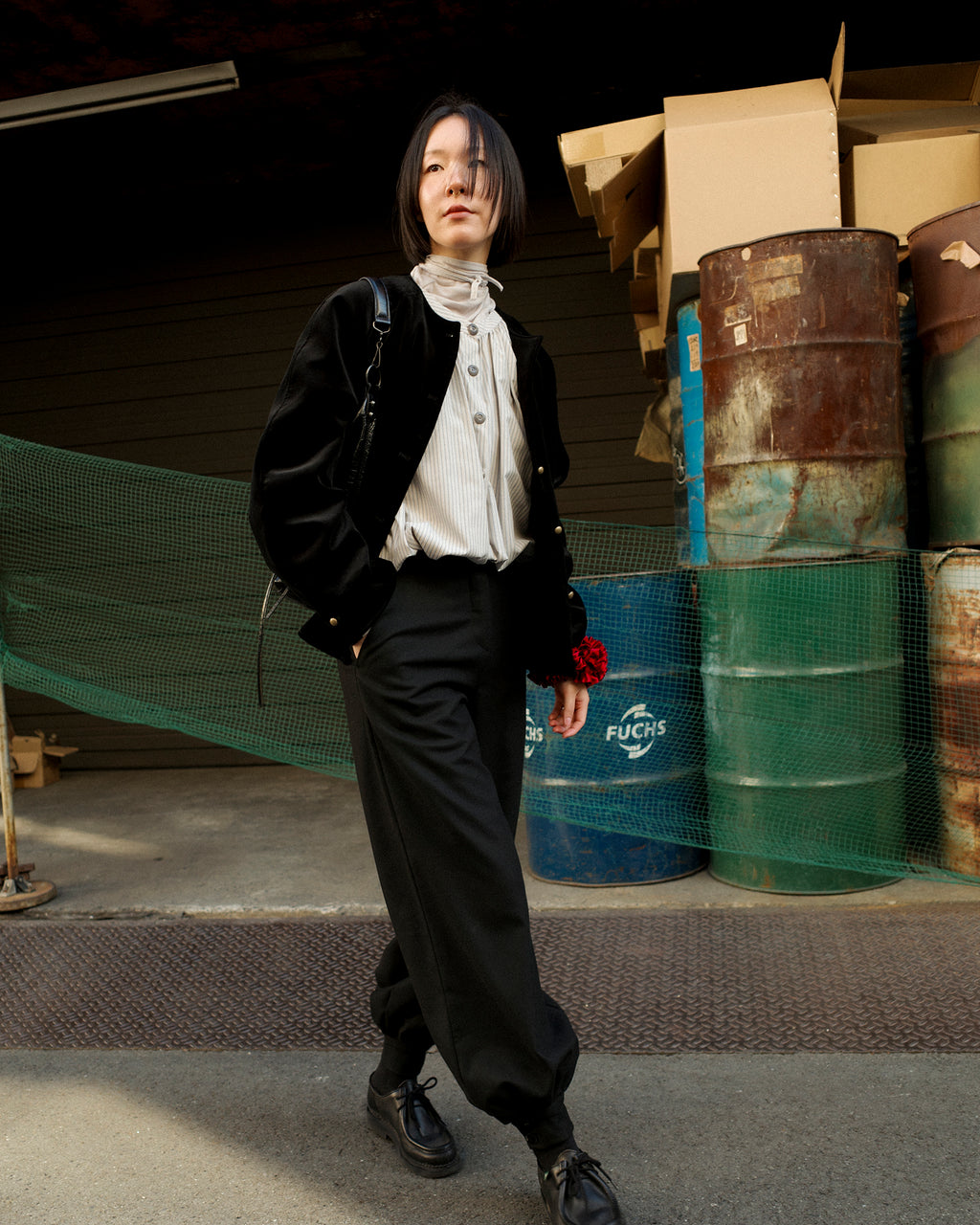 ハイ・ヌーン ストラクチャード ハーレム トラウザーズ、ブラック